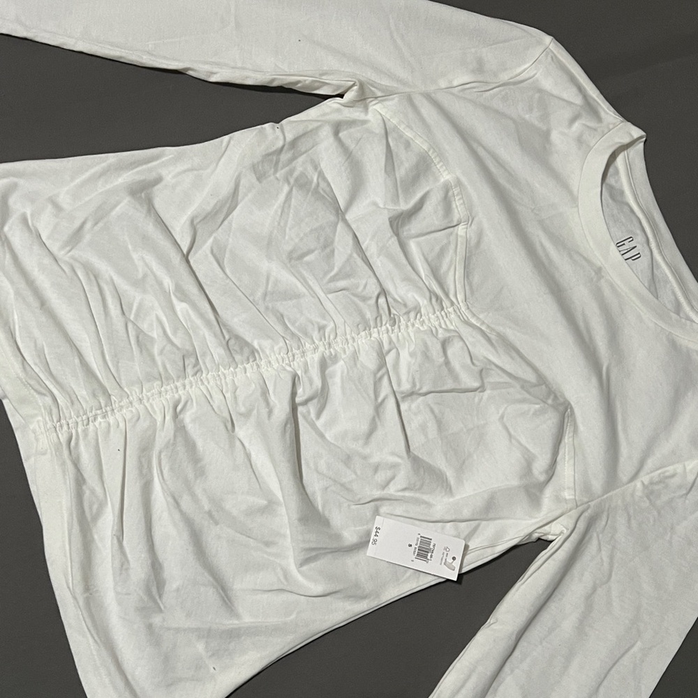 GAP White Crew Neck Tee (long sleeve)